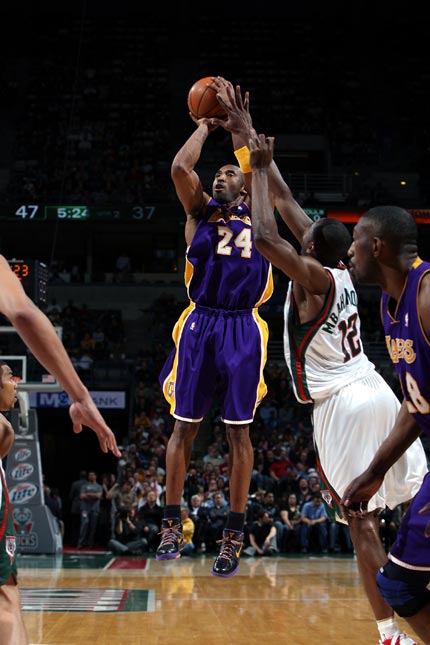 记者：佛罗伦萨深陷降级区，拉涅利明确拒绝回归担任救火教练（记者：佛罗伦萨陷入保级泥潭，拉涅利果断拒绝回锅救火）