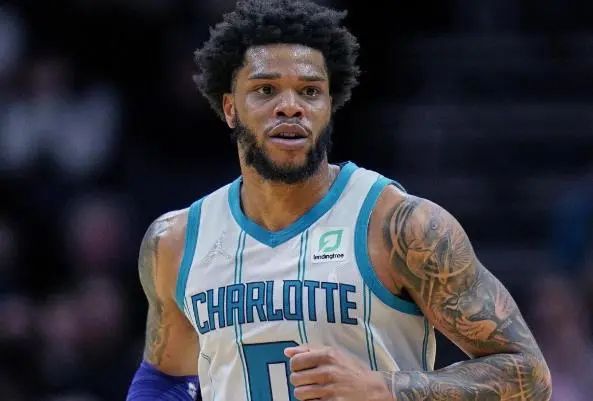 波波维奇国家队最后一战对巴拉圭进球，明年世界杯将带队战巴拉圭（波波维奇国家队谢幕战破门，明年世界杯将以主帅身份率队再战巴拉圭）