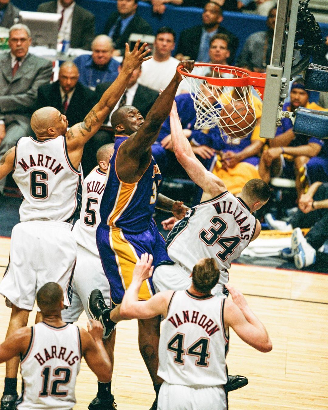 16胜2平，瓜迪奥拉执教生涯从未输给戴奇（瓜迪奥拉对戴奇保持不败：生涯战绩16胜2平）