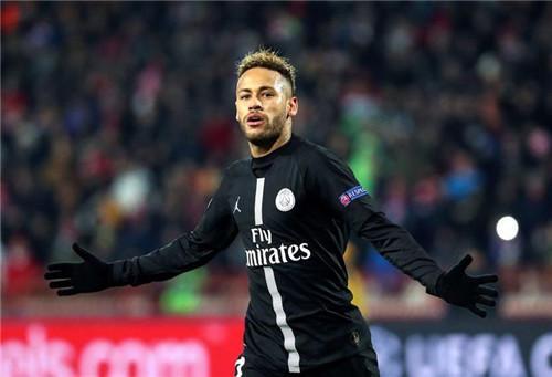 弗里克：亚马尔防守端表现也很积极，费兰是非常聪明的球员（弗里克：亚马尔防守同样积极，费兰踢球非常聪明）