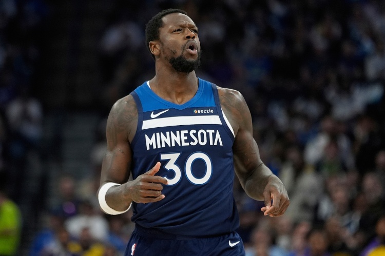 苗原：云南谈完克莱伯、卡约，目前正在安排恩里克、内内离队（苗原：云南已与克莱伯、卡约谈妥，正推进恩里克、内内离队）