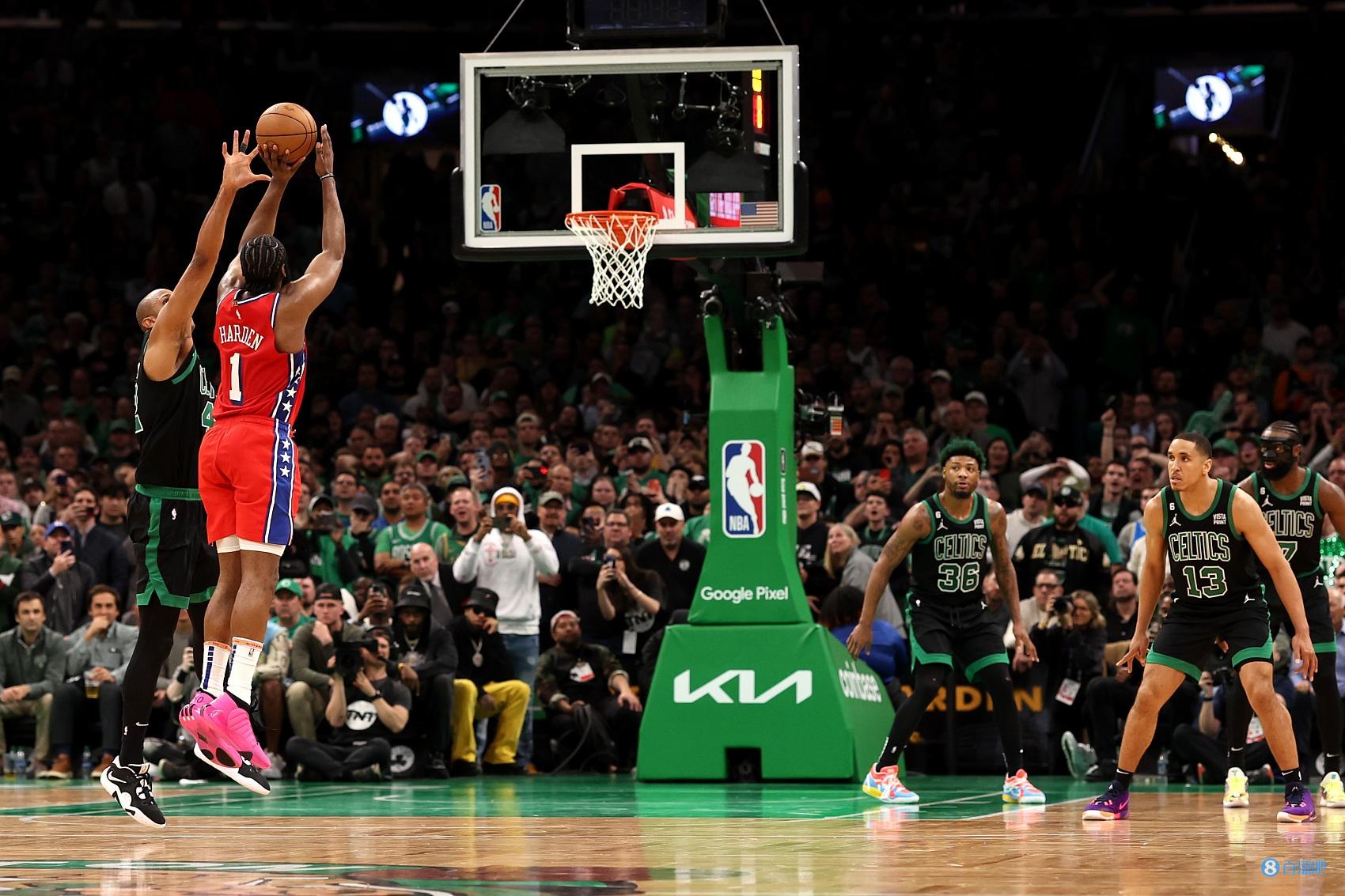 半场：阿森纳0-1热刺，萨尔超远吊射神仙球，里沙利松失空门（半场战报：热刺暂1-0阿森纳，萨尔超远挑射世界波，里沙利松错失空门）